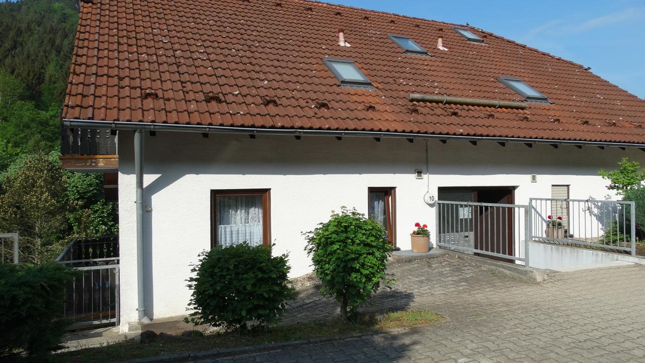 Alb-Rosa Apartman Bad Herrenalb Kültér fotó