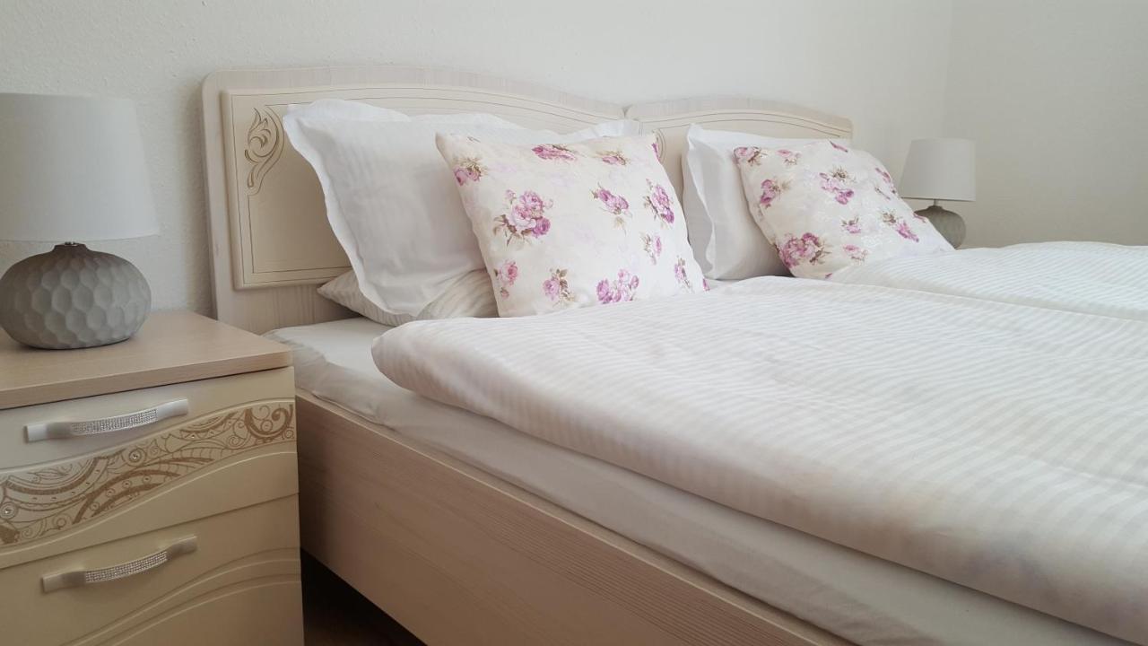 Alb-Rosa Apartman Bad Herrenalb Kültér fotó